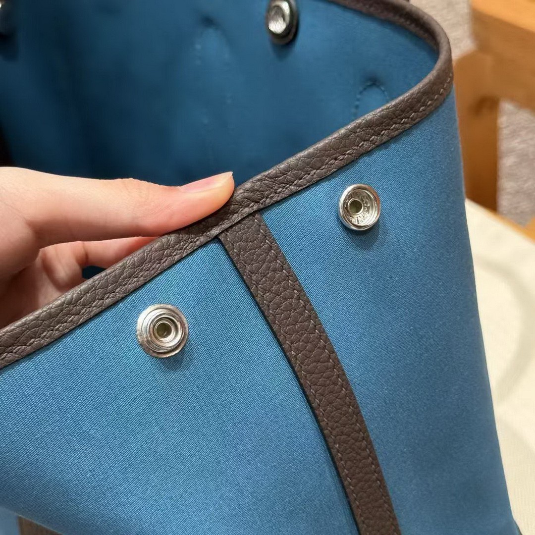 Hermes Garden Party 30 Bag Handmade In Negonda Calfskin Leather And Canvas Silver Hardware N7 Blue Tempete 46 Ebene - Image 4
