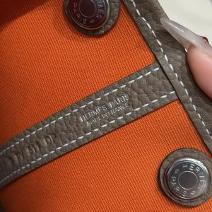 Hermes Garden Party 30 Bag Handmade In Negonda Calfskin Leather And Canvas Silver Hardware Feu Etoupe - Image 6