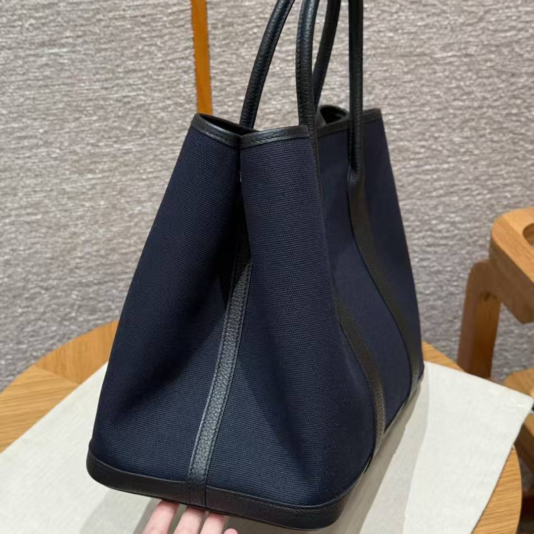 Hermes Garden Party 36 Bag Handmade In Negonda Calfskin Leather And Canvas Silver Hardware 7U Blue Navy Noir - Image 16