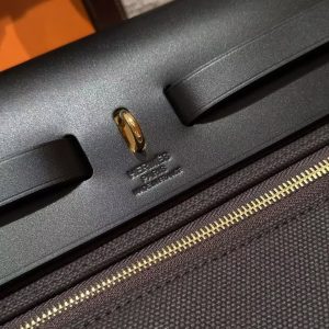 Hermes Herbag Zip 31 Bag Retourne T3 Bai Brun 46 Ebene 89 Noir Handmade In Canvas and Hunter Cowhide Gold Hardware - Image 18