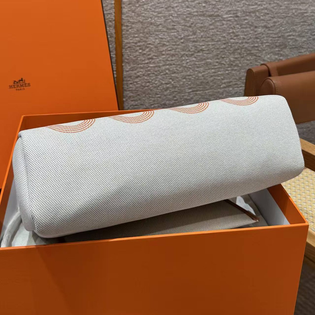 Hermes Herbag Zip 31 Bag Retourne Orange Mécano Ecru Beige Nature Handmade In Canvas and Hunter Cowhide Gold Hardware - Image 25