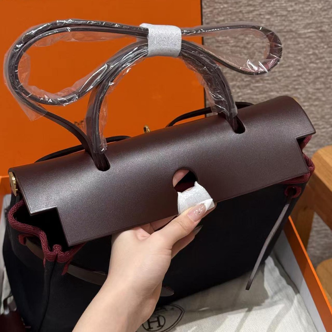 Hermes Herbag Zip 31 Bag Retourne 7U Blue Navy 0G Rouga Seller Handmade In Canvas and Hunter Cowhide Gold Hardware - Image 21