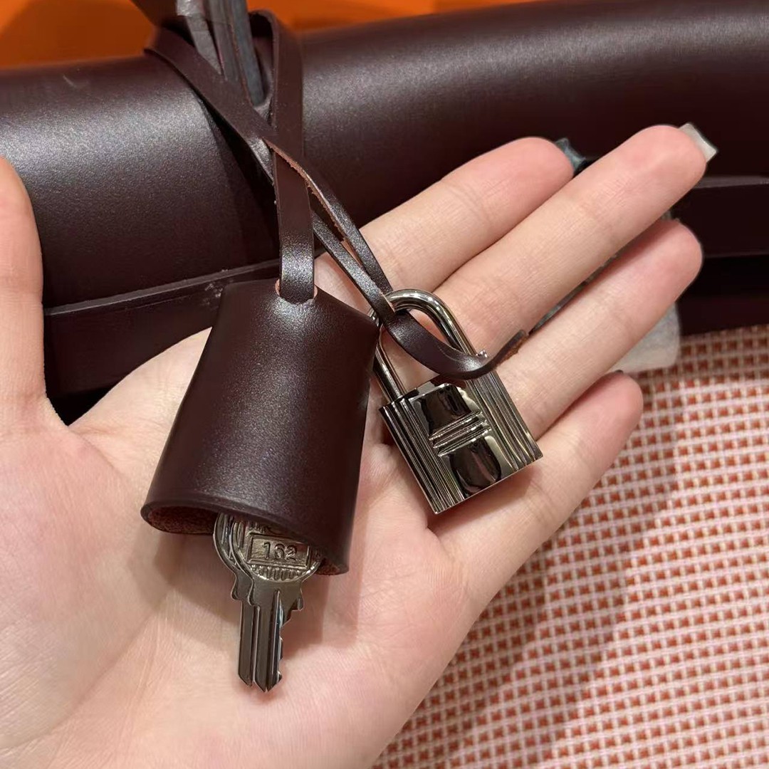 Hermes Herbag Zip 31 Bag Retourne Farbe écru Brique Mauve Pale Rouge Sellier Handmade In Canvas and Hunter Cowhide Silver Hardware - Image 21