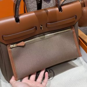 Hermes Herbag Zip 31 Bag Retourne Etoupe Fauve Handmade In Canvas and Hunter Cowhide Gold Hardware - Image 9