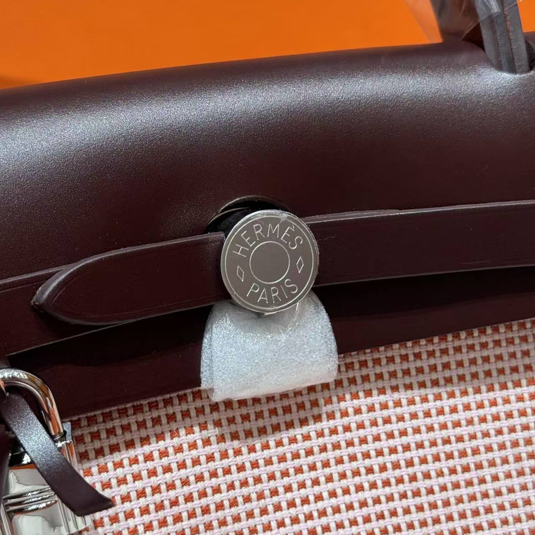 Hermes Herbag Zip 31 Bag Retourne Farbe écru Brique Mauve Pale Rouge Sellier Handmade In Canvas and Hunter Cowhide Silver Hardware - Image 22