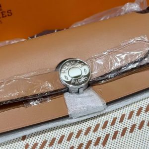 Hermes Herbag Zip 31 Bag Retourne Naturel Sable Ecru Beige Naturel Sable Handmade In Canvas and Hunter Cowhide Silver Hardware - Image 20