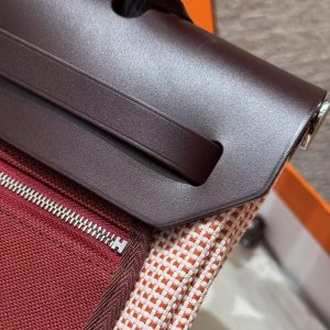 Hermes Herbag Zip 31 Bag Retourne Farbe écru Brique Mauve Pale Rouge Sellier Handmade In Canvas and Hunter Cowhide Silver Hardware - Image 17