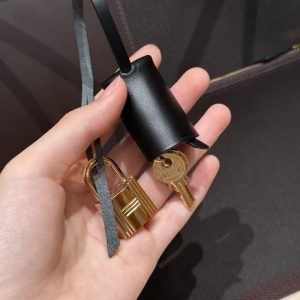 Hermes Herbag Zip 31 Bag Retourne T3 Bai Brun 46 Ebene 89 Noir Handmade In Canvas and Hunter Cowhide Gold Hardware - Image 5