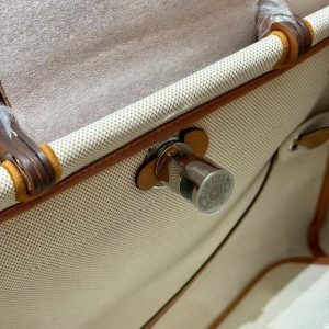 Hermes Herbag Zip 31 Bag Retourne Naturel Sable Ecru Beige Naturel Sable Handmade In Canvas and Hunter Cowhide Silver Hardware - Image 11