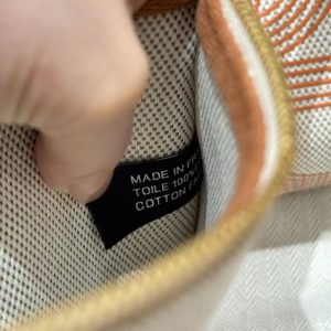 Hermes Herbag Zip 31 Bag Retourne Orange Mécano Ecru Beige Nature Handmade In Canvas and Hunter Cowhide Gold Hardware - Image 4