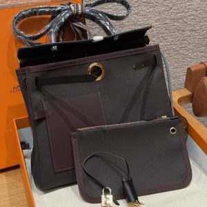 Hermes Herbag Zip 31 Bag Retourne T3 Bai Brun 46 Ebene 89 Noir Handmade In Canvas and Hunter Cowhide Gold Hardware - Image 15
