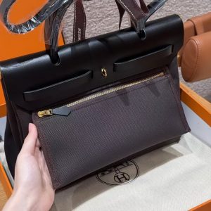 Hermes Herbag Zip 31 Bag Retourne T3 Bai Brun 46 Ebene 89 Noir Handmade In Canvas and Hunter Cowhide Gold Hardware - Image 11