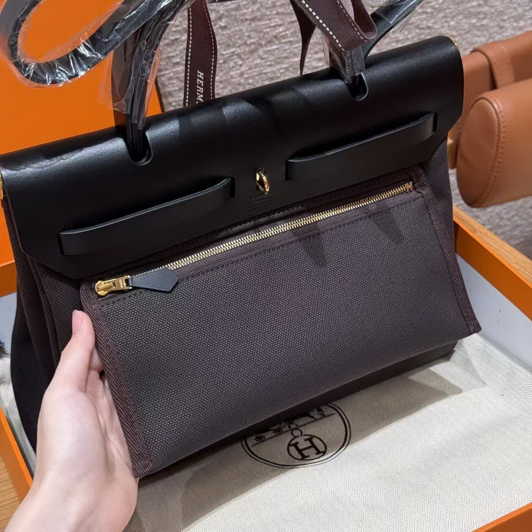 Hermes Herbag Zip 31 Bag Retourne T3 Bai Brun 46 Ebene 89 Noir Handmade In Canvas and Hunter Cowhide Gold Hardware - Image 11