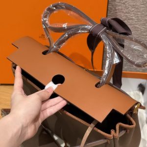 Hermes Herbag Zip 31 Bag Retourne Etoupe Fauve Handmade In Canvas and Hunter Cowhide Gold Hardware - Image 12