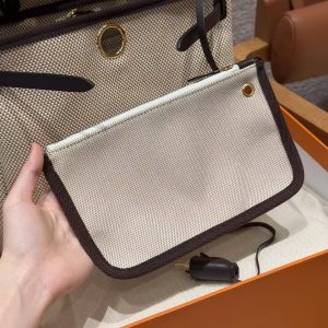 Hermes Herbag Zip 31 Bag Retourne Ecru Beige Naturel Sable 46 Ebene Handmade In Canvas and Hunter Cowhide Gold Hardware - Image 4