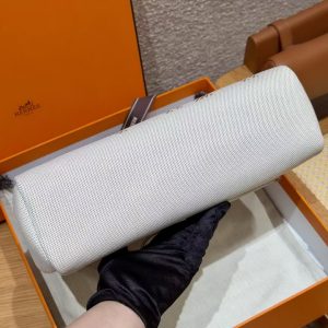Hermes Herbag Zip 31 Bag Retourne Naturel Sable Ecru Beige Naturel Sable Handmade In Canvas and Hunter Cowhide Silver Hardware - Image 21