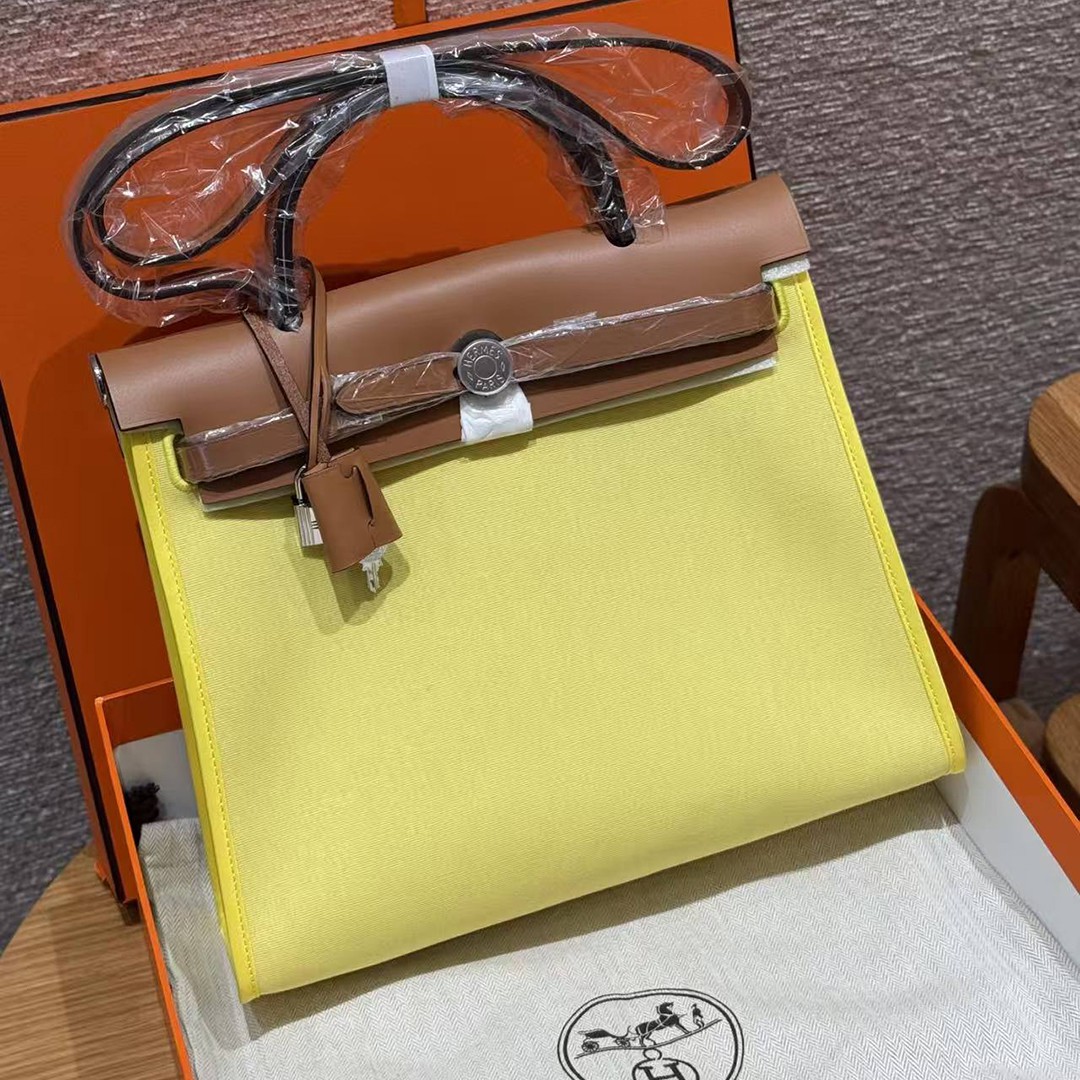 Hermes Herbag Zip 31 Bag Retourne Jaune Citron Cuivre Naturel Sable Handmade In Canvas and Hunter Cowhide Silver Hardware