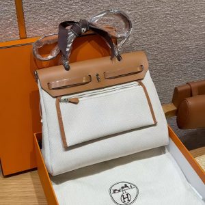Hermes Herbag Zip 31 Bag Retourne Naturel Sable Ecru Beige Naturel Sable Handmade In Canvas and Hunter Cowhide Silver Hardware - Image 24