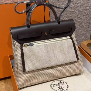 Hermes Herbag Zip 31 Bag Retourne Ecru Beige Naturel Sable 46 Ebene Handmade In Canvas and Hunter Cowhide Gold Hardware - Image 2
