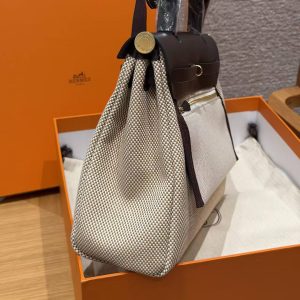 Hermes Herbag Zip 31 Bag Retourne Ecru Beige Naturel Sable 46 Ebene Handmade In Canvas and Hunter Cowhide Gold Hardware - Image 20