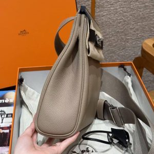 Hac a Dos PM Backpack Handmade In Togo Calfskin Leather Silver Hardware 81 Girs Tourterlle 89 Noir - Image 25