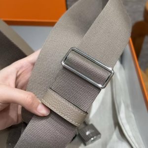 Hac a Dos PM Backpack Handmade In Togo Calfskin Leather Silver Hardware 81 Girs Tourterlle 89 Noir - Image 10
