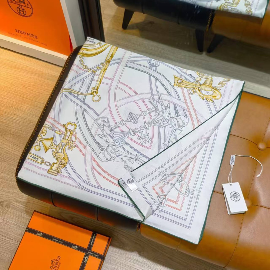 Hermes Harnais Legendaire Scarf 90 100% Silk H004299S 05 - Image 14