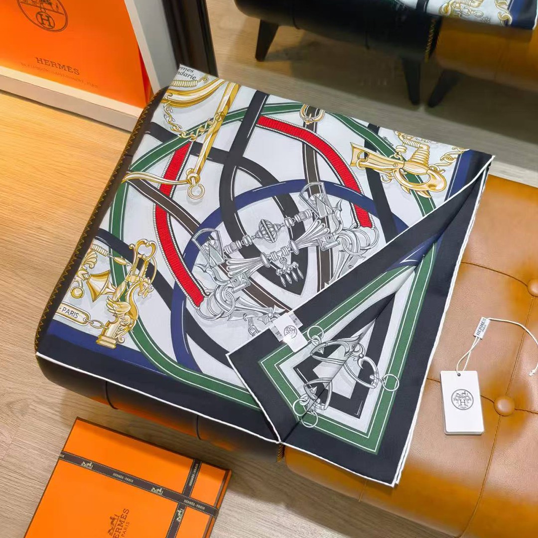 Hermes Harnais Legendaire Scarf 90 100% Silk H004299S 05 - Image 6