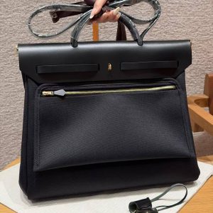 Hermes Herbag Messenger 39 Bag Noir Handmade In Militaire Canvas and Hunter Cowhide Gold Hardware - Image 2