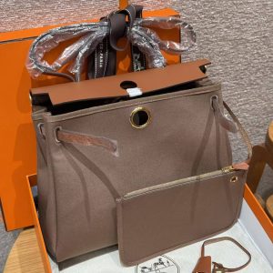 Hermes Herbag Zip 31 Bag Retourne 18 Etoupe 37 Gold Handmade In Canvas and Hunter Cowhide Gold Hardware - Image 11