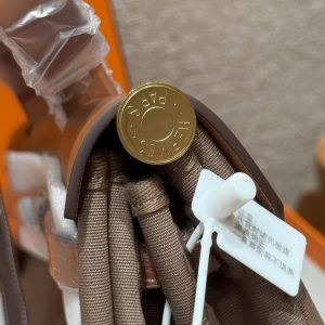 Hermes Herbag Zip 31 Bag Retourne 18 Etoupe 37 Gold Handmade In Canvas and Hunter Cowhide Gold Hardware - Image 8