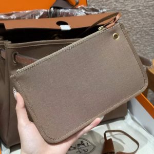 Hermes Herbag Zip 31 Bag Retourne 18 Etoupe 37 Gold Handmade In Canvas and Hunter Cowhide Gold Hardware - Image 6