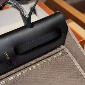 Hermes Herbag Zip 31 Bag Retourne 18 Etoupe 89 Noir Handmade In Canvas and Hunter Cowhide Silver Hardware - Image 6