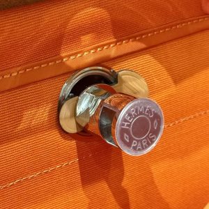 Hermes Herbag Zip 31 Bag Retourne 37 Gold 93 Orange Handmade In Militaire Canvas and Hunter Cowhide Silver Hardware - Image 6
