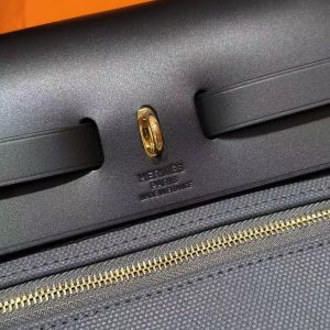 Hermes Herbag Zip 31 Bag Retourne 85 Ardoise 89 Noir Handmade In Canvas and Hunter Cowhide Gold Hardware - Image 17