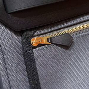 Hermes Herbag Zip 31 Bag Retourne 85 Ardoise 89 Noir Handmade In Canvas and Hunter Cowhide Gold Hardware - Image 9