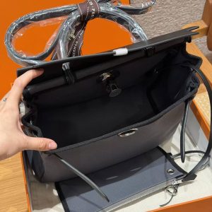 Hermes Herbag Zip 31 Bag Retourne 85 Ardoise 89 Noir Handmade In Canvas and Hunter Cowhide Silver Hardware - Image 17