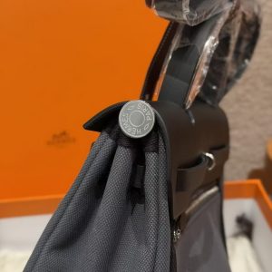 Hermes Herbag Zip 31 Bag Retourne 85 Ardoise 89 Noir Handmade In Canvas and Hunter Cowhide Silver Hardware - Image 8