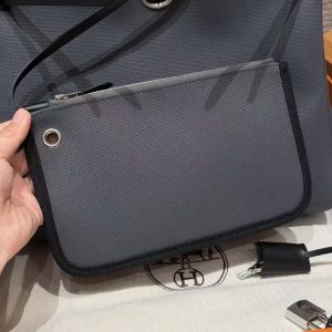 Hermes Herbag Zip 31 Bag Retourne 85 Ardoise 89 Noir Handmade In Canvas and Hunter Cowhide Silver Hardware - Image 6