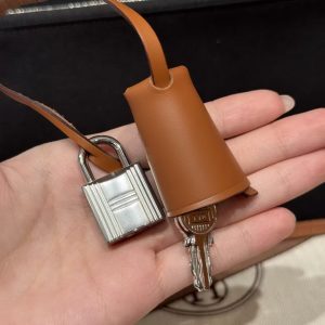 Hermes Herbag Zip 31 Bag Retourne 89 Nior Fauve Handmade In Canvas and Hunter Cowhide Silver Hardware - Image 9
