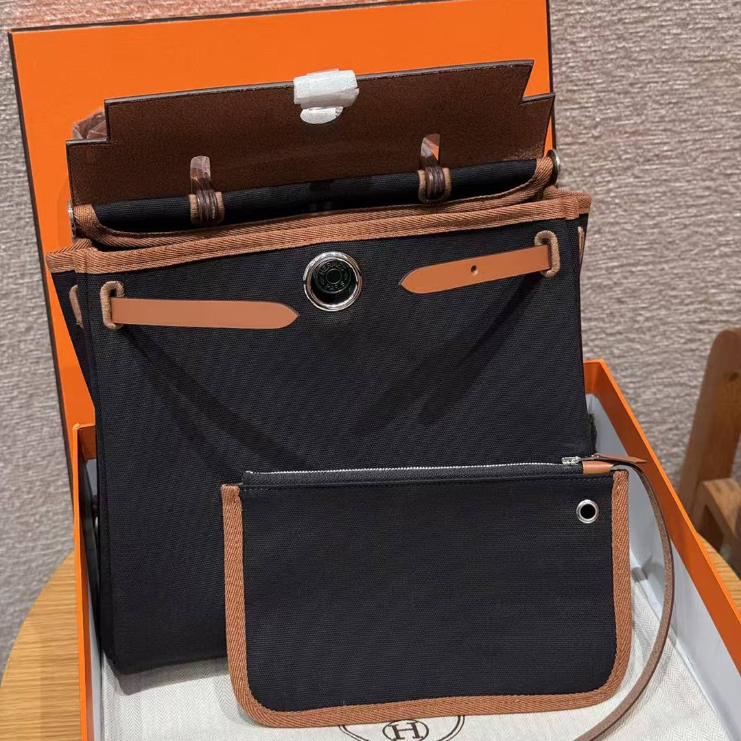 Hermes Herbag Zip 31 Bag Retourne 89 Nior Fauve Handmade In Canvas and Hunter Cowhide Silver Hardware - Image 8
