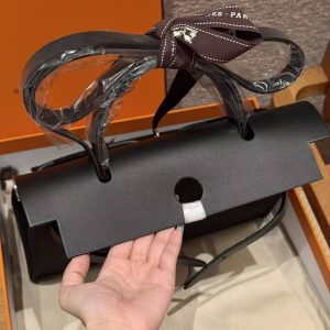 Hermes Herbag Zip 31 Bag Retourne 89 Noir Handmade In Canvas and Hunter Cowhide Silver Hardware - Image 12