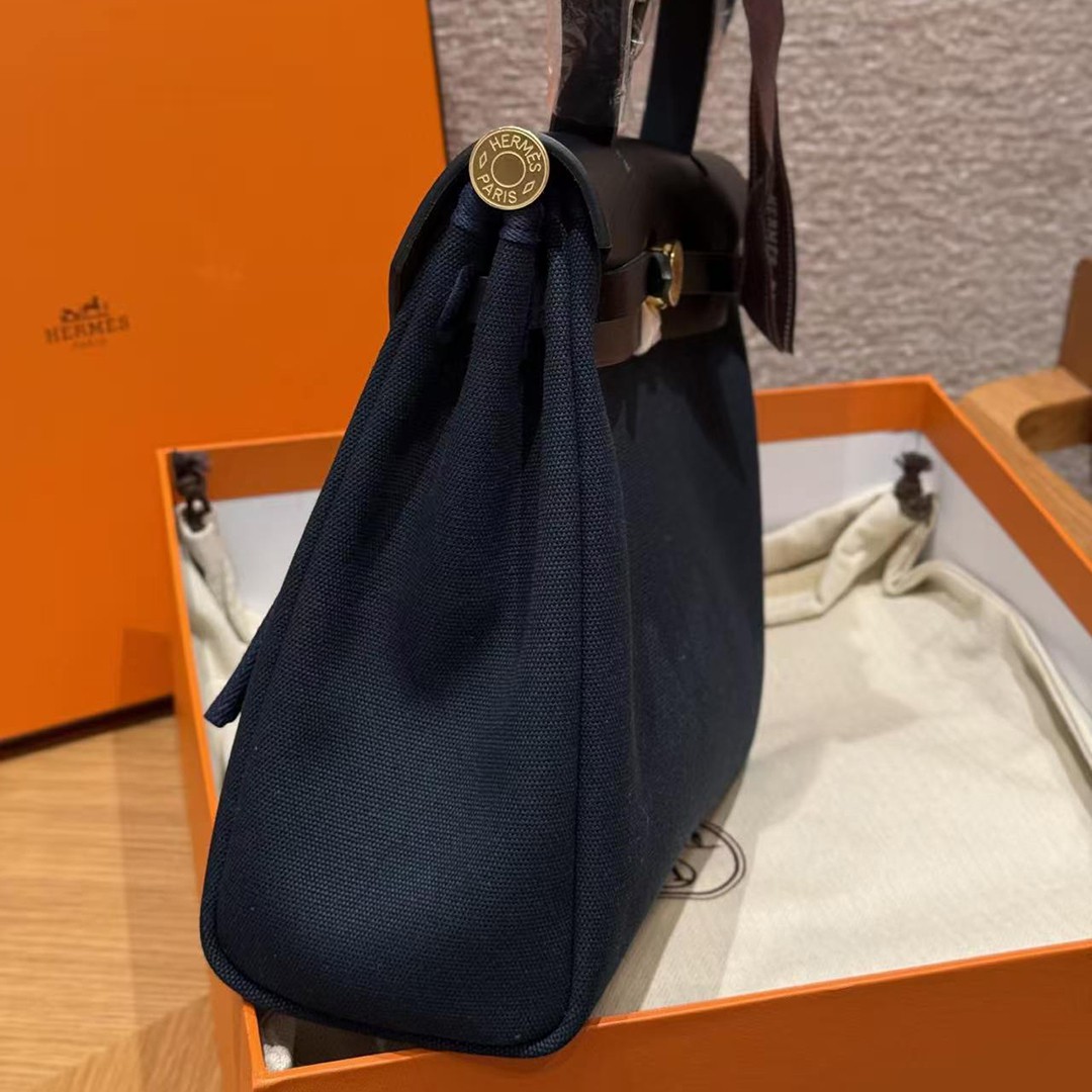 Hermes Herbag Zip 31 Bag Retourne Blue Presse Noir Handmade In Canvas and Hunter Cowhide Silver Hardware - Image 17
