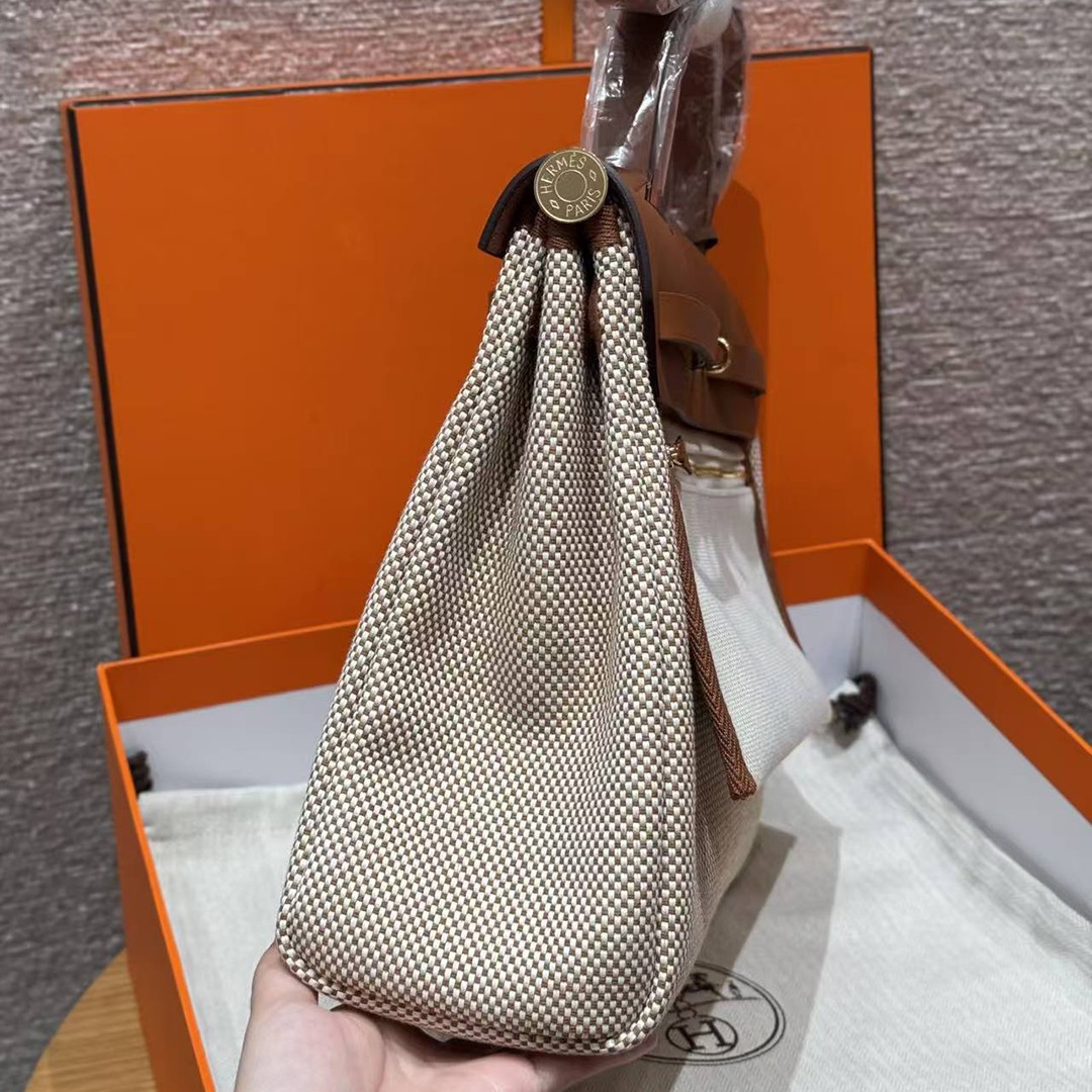 Hermes Herbag Zip 31 Bag Retourne Écru Beige Fauve Handmade In Canvas and Hunter Cowhide Gold Hardware - Image 20