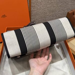 Hermes Herbag Zip 31 Bag Retourne Ecru Noir Handmade In Canvas and Hunter Cowhide Silver Hardware - Image 23