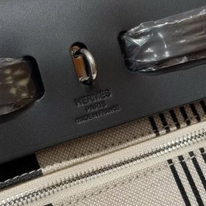 Hermes Herbag Zip 31 Bag Retourne Ecru Noir Handmade In Canvas and Hunter Cowhide Silver Hardware - Image 21