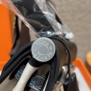 Hermes Herbag Zip 31 Bag Retourne Ecru Noir Handmade In Canvas and Hunter Cowhide Silver Hardware - Image 15