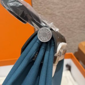 Hermes Herbag Zip 31 Bag Retourne New Blue Jean Noir Handmade In Canvas and Hunter Cowhide Silver Hardware - Image 11
