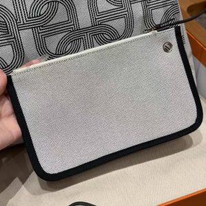 Hermes Herbag Zip 31 Bag Retourne Noir Ecru Handmade In Canvas and Hunter Cowhide Silver Hardware - Image 6