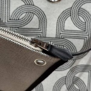 Hermes Herbag Zip 31 Bag Retourne Noir Ecru Handmade In Canvas and Hunter Cowhide Silver Hardware - Image 4